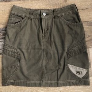 Keen skirt
